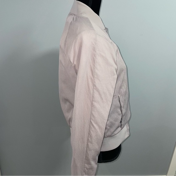 Lululemon - Reversible Non Stop Bomber Jacket - Picture 7 of 12